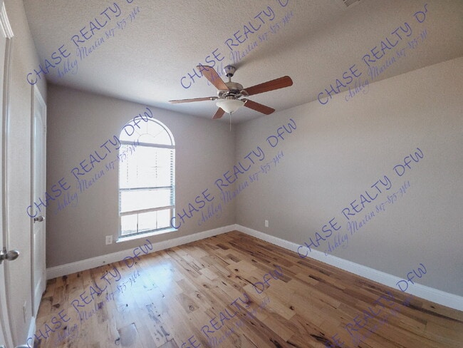 Building Photo - "Charming 3-Bedroom Retreat with 2 Full Baths near Haslet – Spacious 1,638 Sq. Ft. Home!"