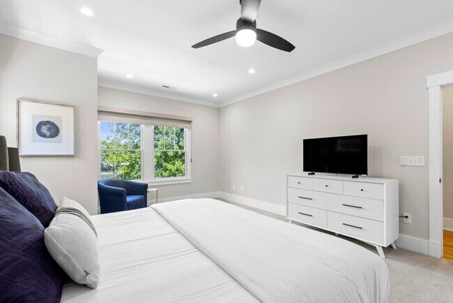 Building Photo - Northshore Landing