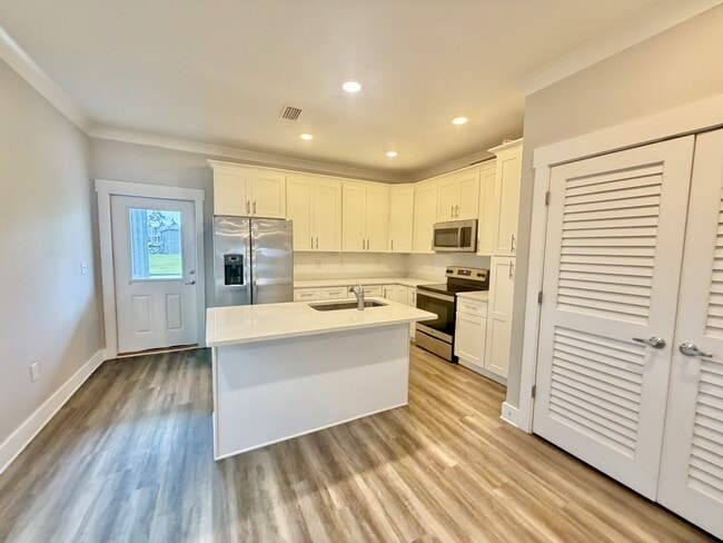 Building Photo - 363 N Sand Palm Rd