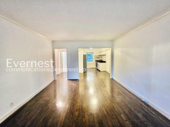 Building Photo - 55 Delmont Dr NE