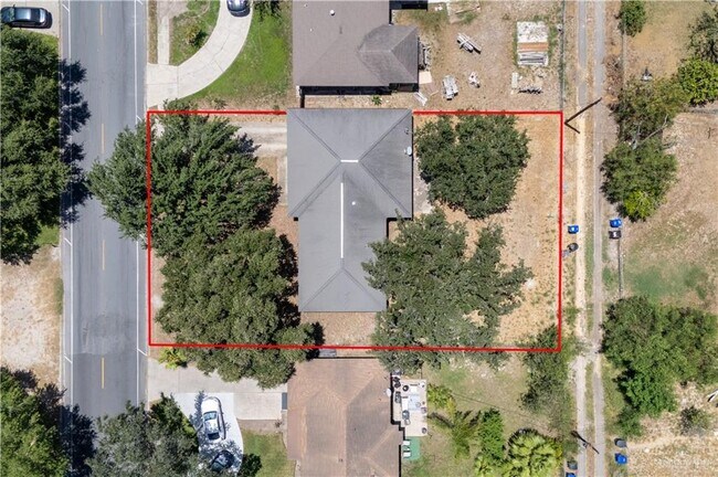 Building Photo - 25 E La Vista Ave