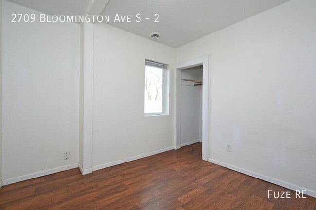 Building Photo - 2709 Bloomington Ave