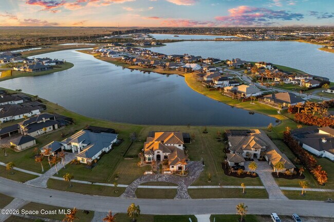 Building Photo - 3638 Lake Adelaide Pl
