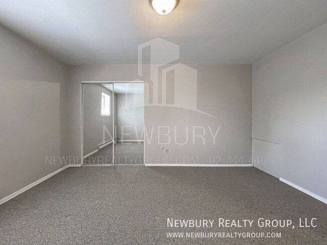 Building Photo - 1459 Poplar St
