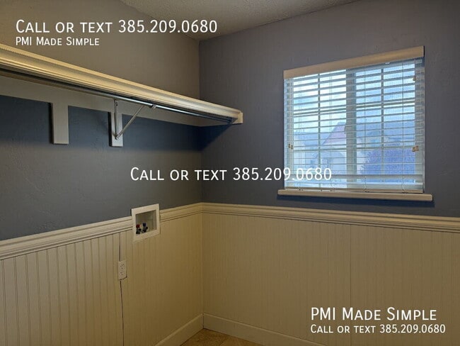 Building Photo - 1282 Baycrest Dr