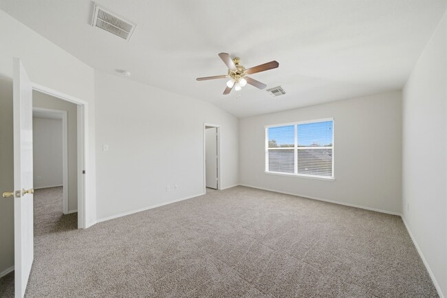 Building Photo - 730 Remwick Dr