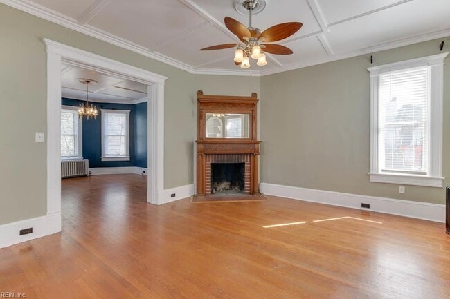 Building Photo - 1051 Naval Ave