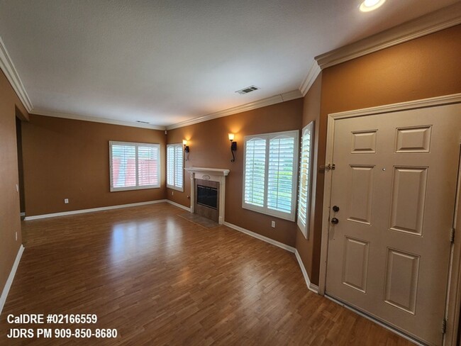 Building Photo - Rancho Cucamonga 4 Bedroom Home
