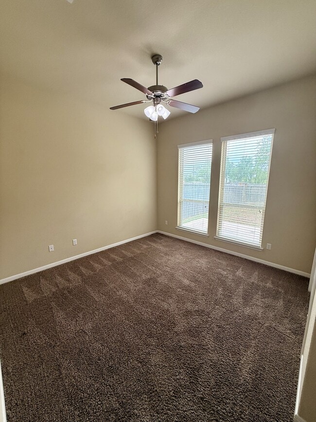 Building Photo - 10307 Bryson Dr