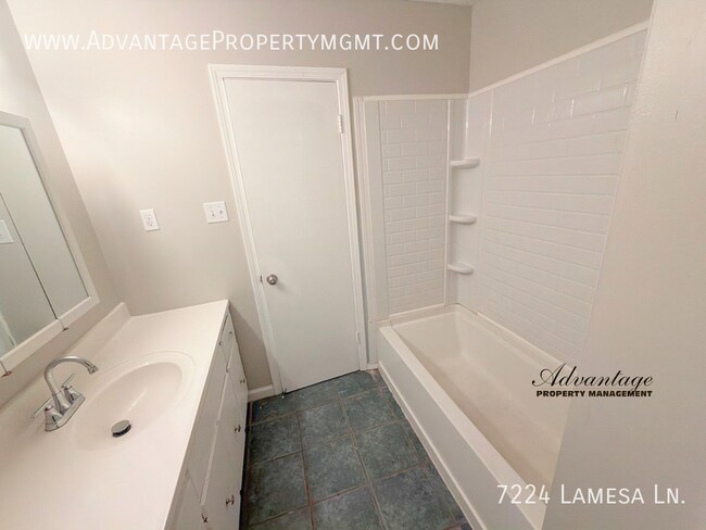 Building Photo - 7224 Lamesa Ln