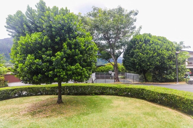 Building Photo - Kaneohe Woods – 3BR/2.5BA home with Mounta...