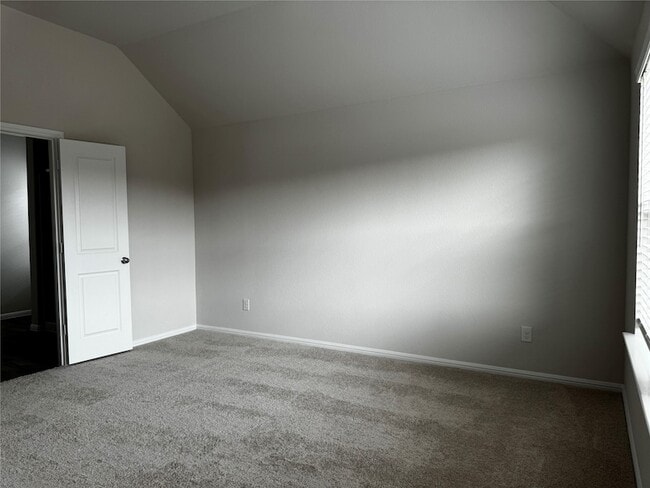 Building Photo - 2620 Rambling Rd