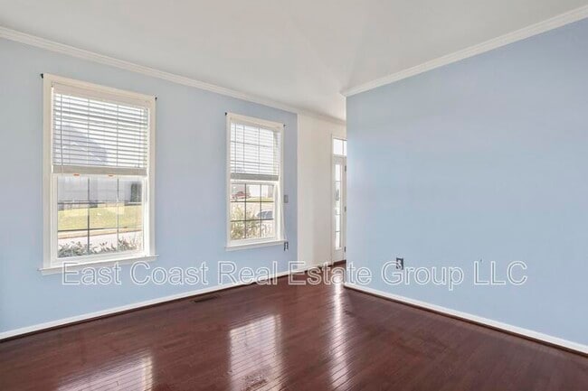 Building Photo - 116 Celadon Dr