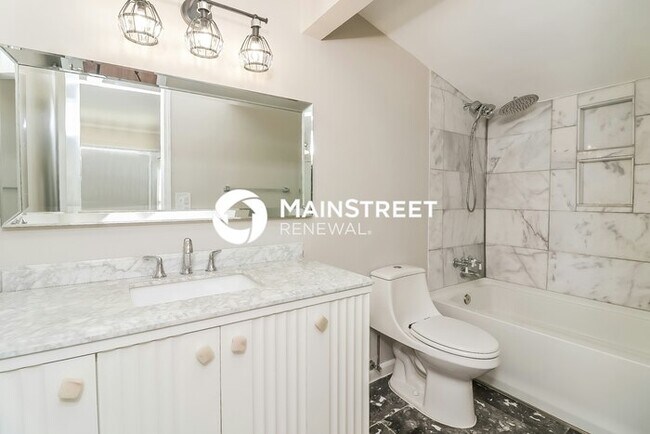 Building Photo - 3 Bedroom Pet-Friendly Home in Marietta, GA with Main Street Renewal