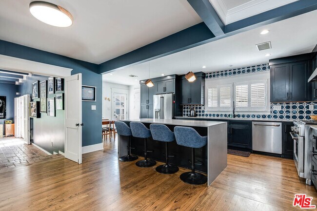 Building Photo - 1308 N Ogden Dr