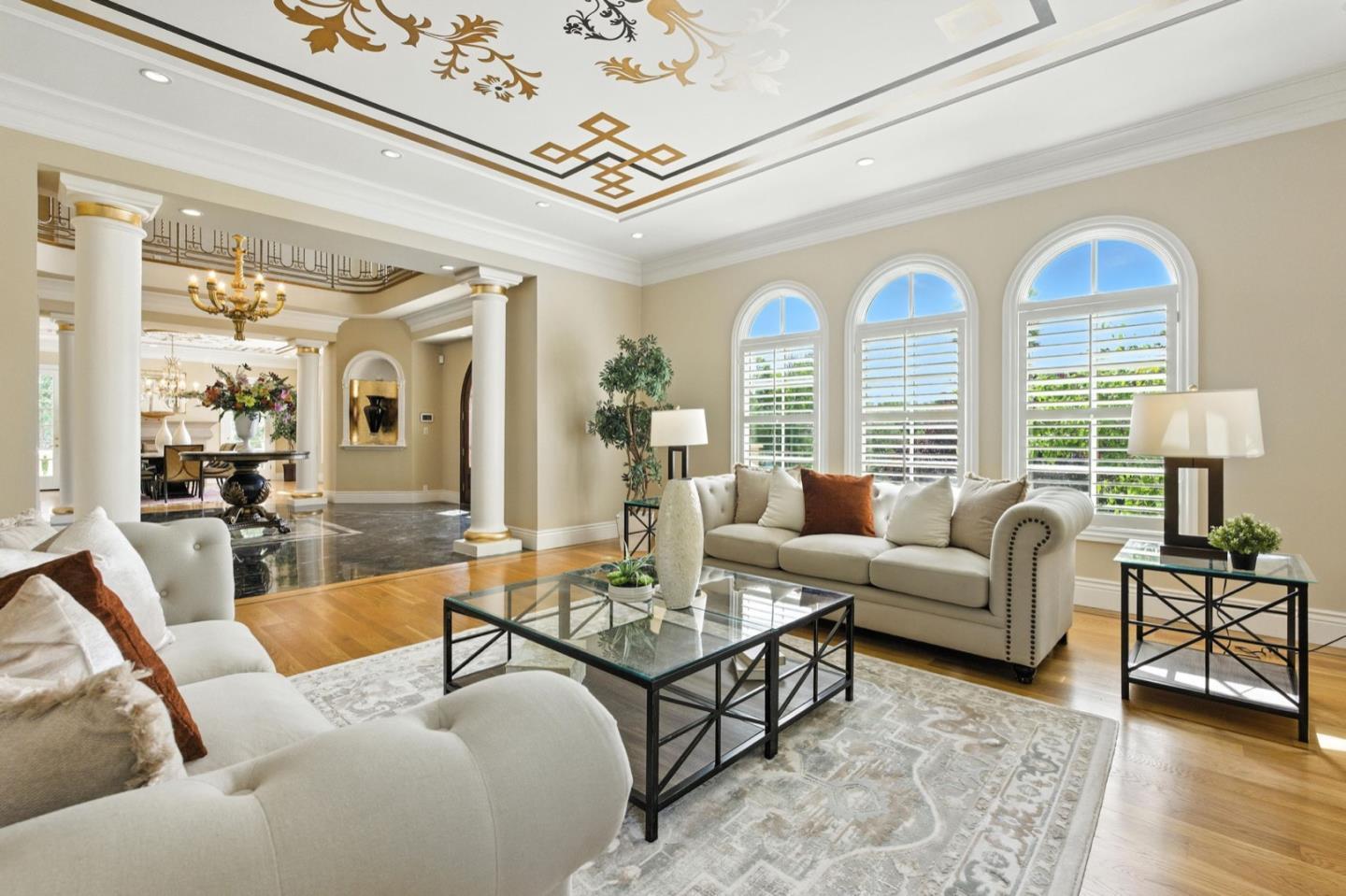 Building Photo - 90 Broadacres Rd