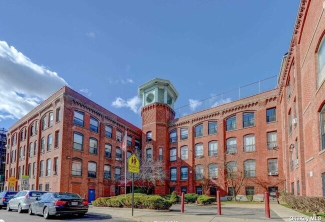 Building Photo - 84-10 101st St