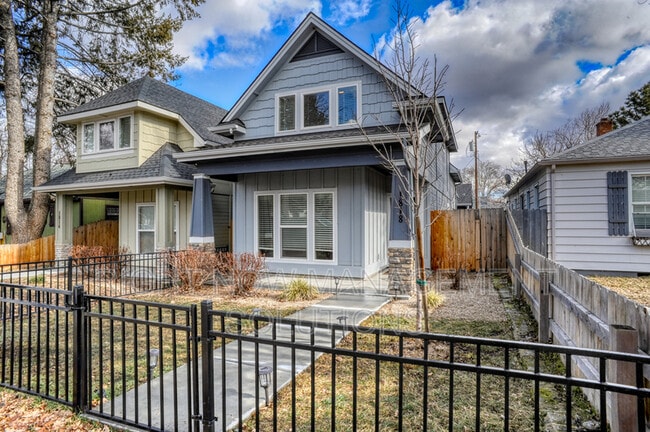 Building Photo - 1818 S Grant Ave