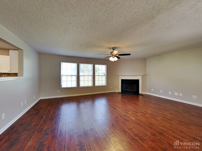 Building Photo - 5104 Mintvale Dr