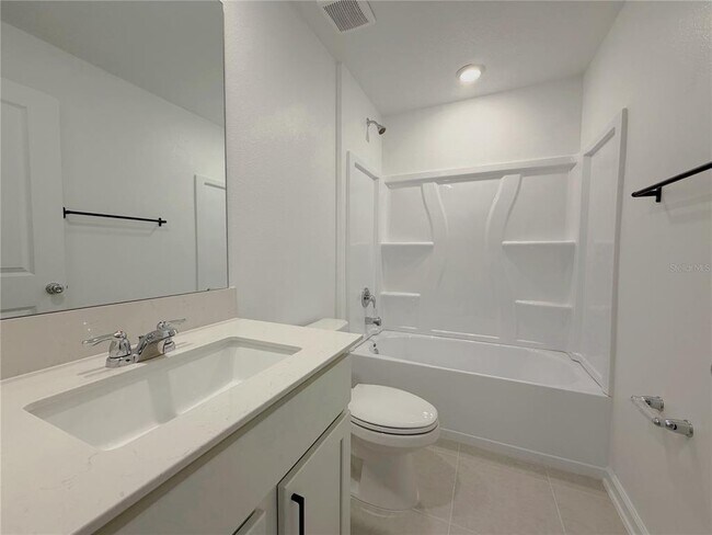 Building Photo - 3075 Totem Rd