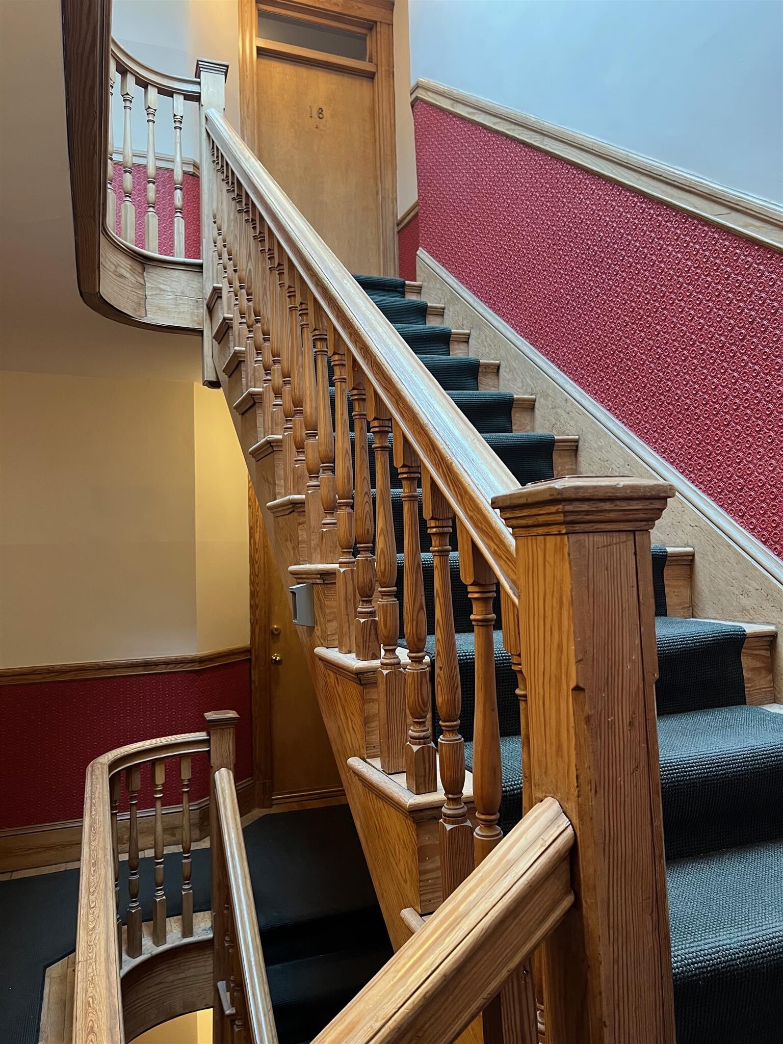 Building Photo - 335A Harvard St