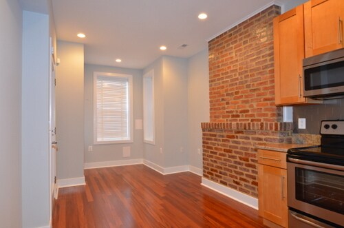 Building Photo - 1513 4th St NW