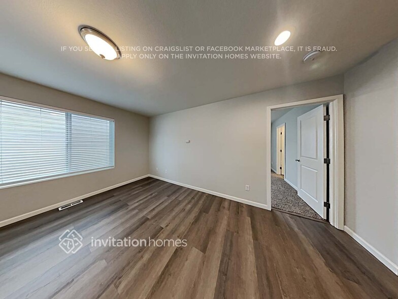 Building Photo - 9012 171st St NE