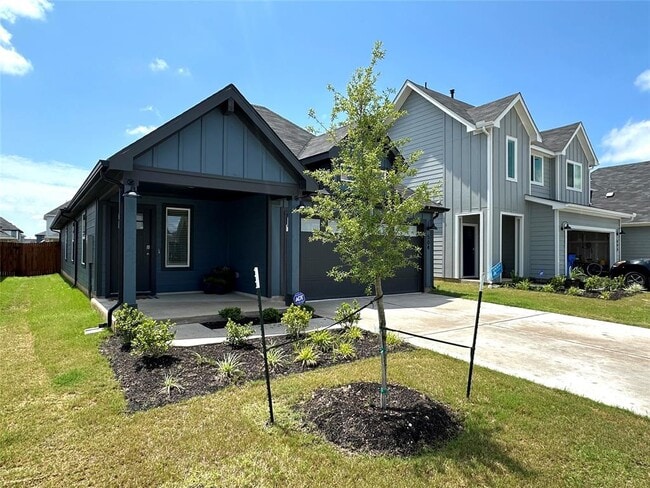 Building Photo - 504 Sandringham Lp