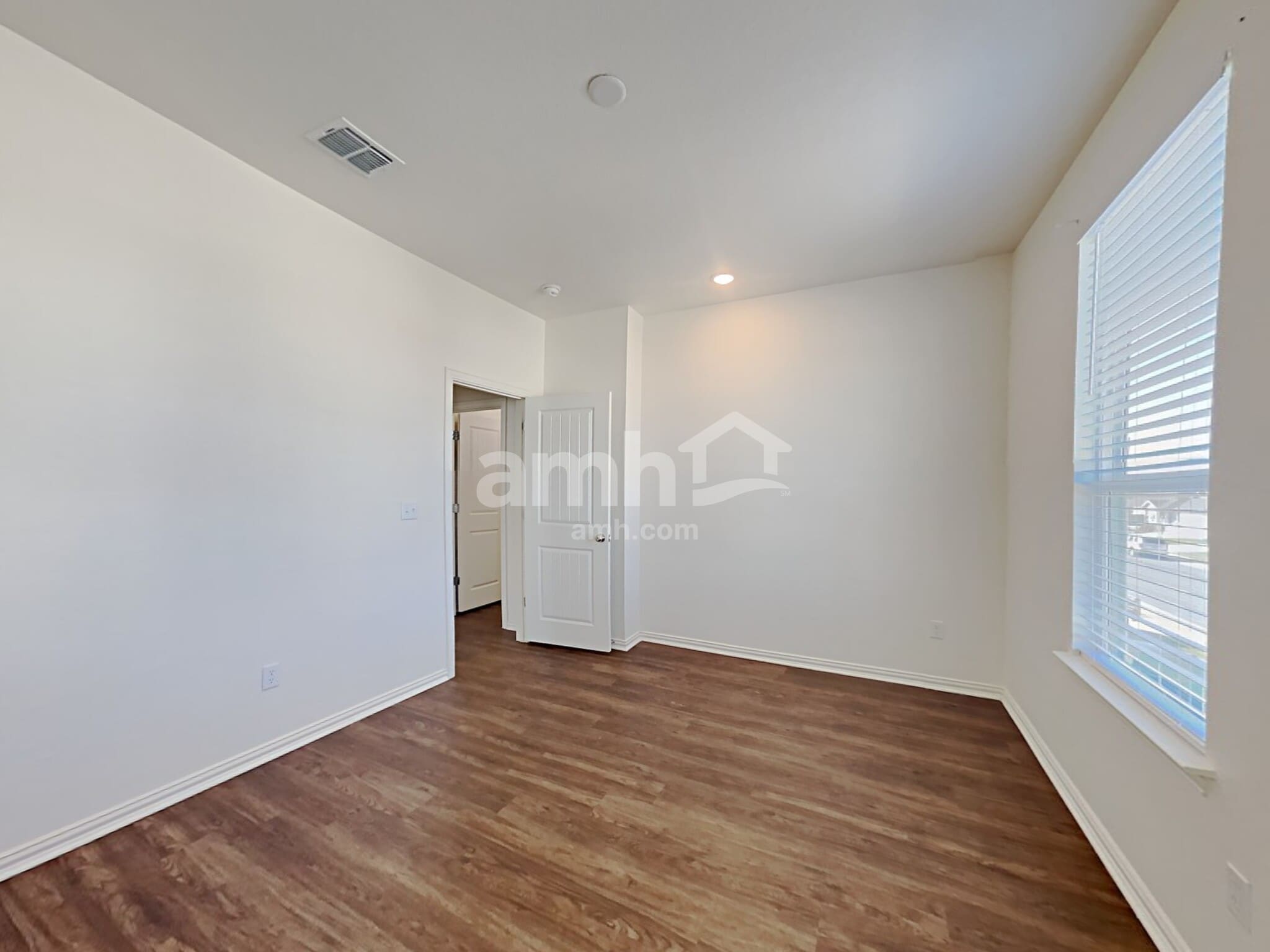 Building Photo - 2732 Geronimo Creek