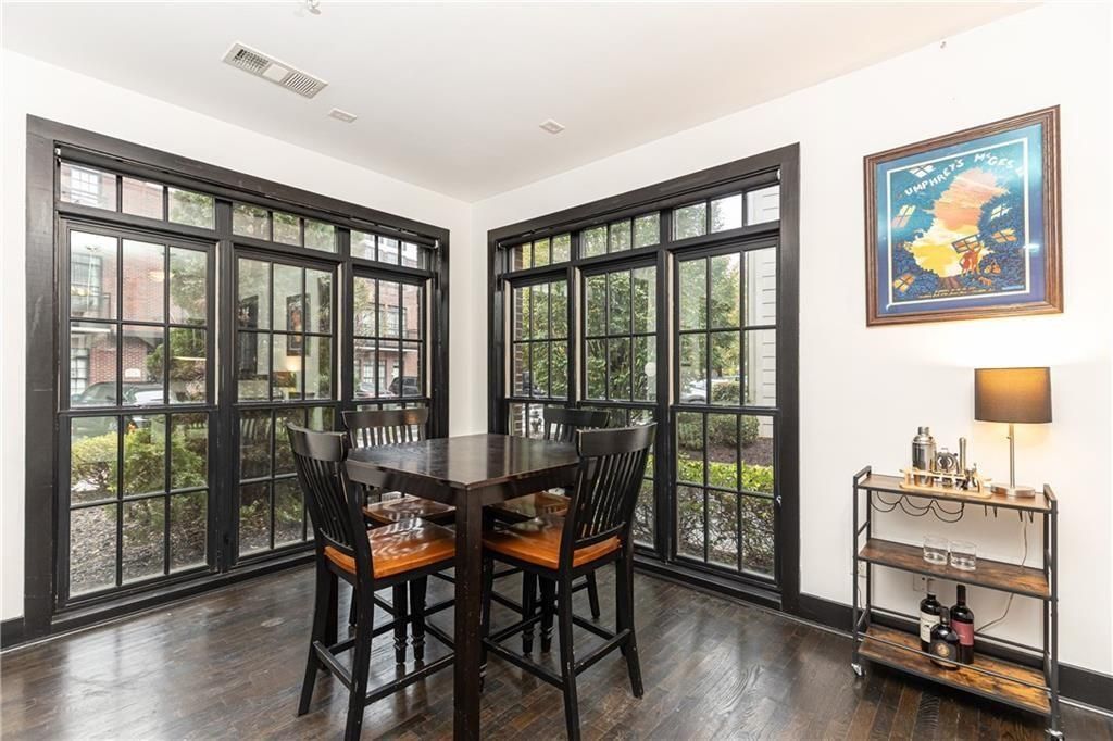 Building Photo - 1300 DeKalb Ave NE