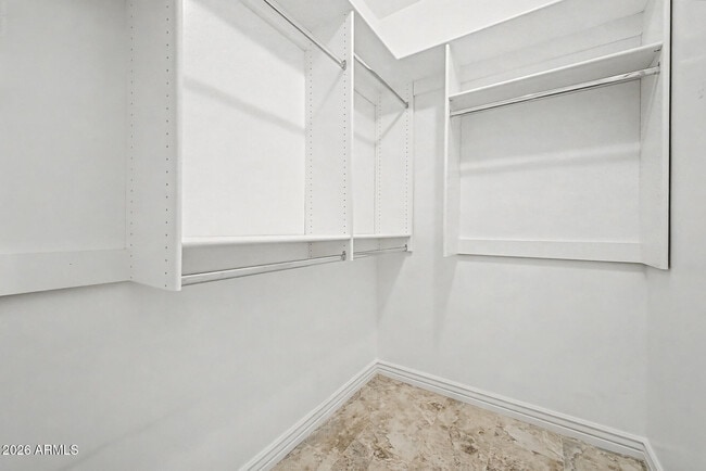 Building Photo - 5450 E Deer Valley Dr
