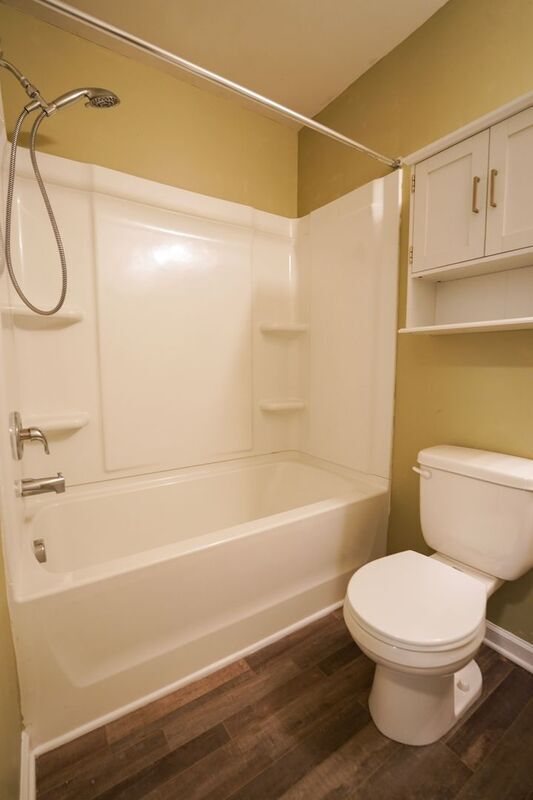 Building Photo - 44 Sunrise Cir