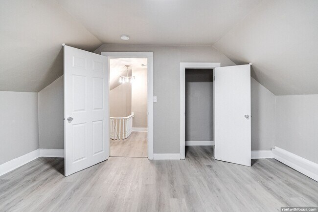 Building Photo - 416 High St