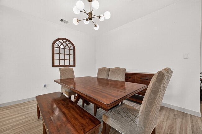 Building Photo - 3939 Hordley Ter Trl