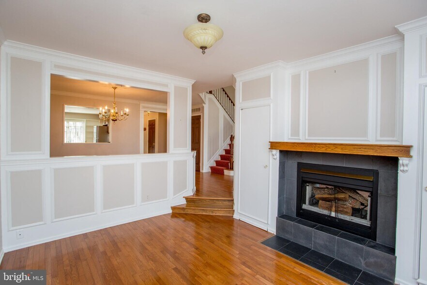 Building Photo - 9 Sturbridge Ct