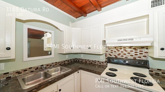 Building Photo - 3165 Datura Rd