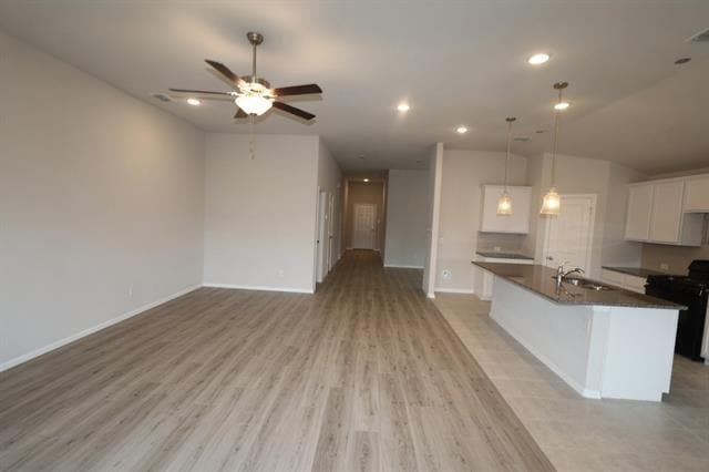 Building Photo - 6125 Hightower St