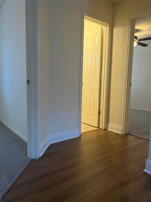 Building Photo - 1901 Golden Sunrise Ln