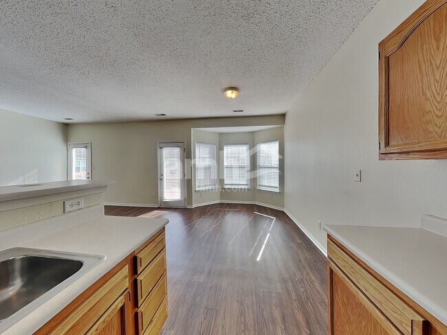 Building Photo - 9931 Lakefield Ln