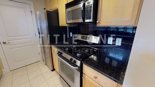 Building Photo - 799 Hammond Drive Unit 425 - Available Now