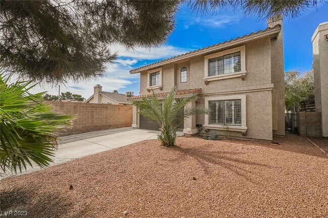 Building Photo - 109 Elegante Way