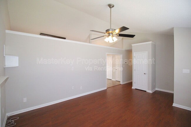 Building Photo - 305 Noonday Ct