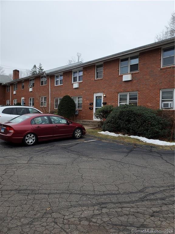 Building Photo - 468 Woodbridge St