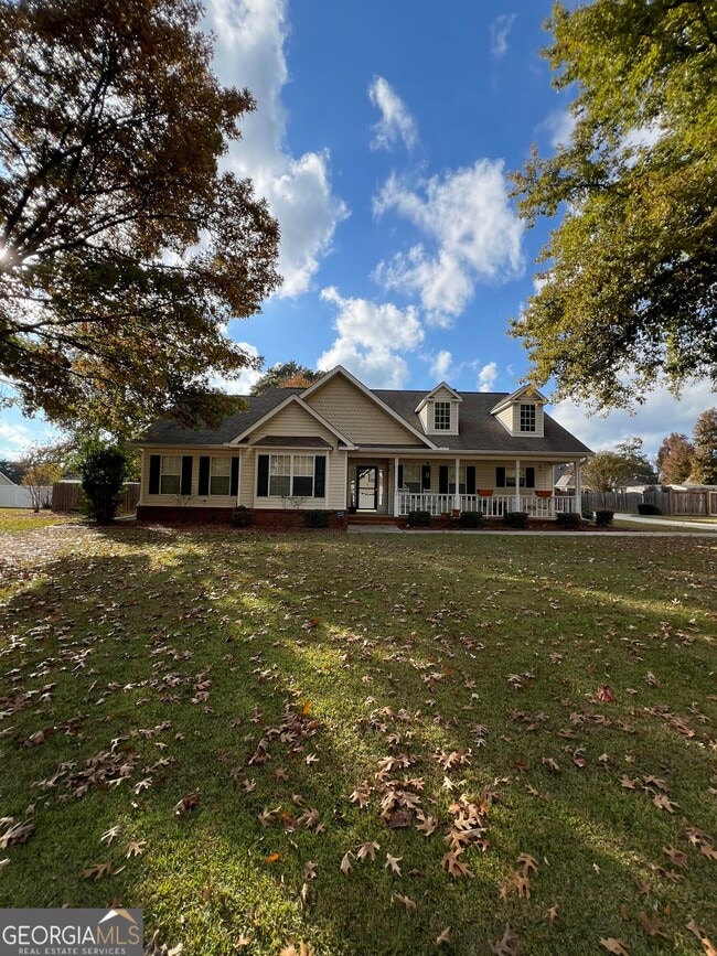 Primary Photo - 160 Crystal Ridge Cir