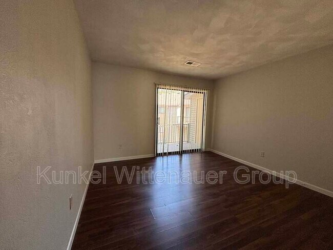 Building Photo - 206 Eagle Ridge