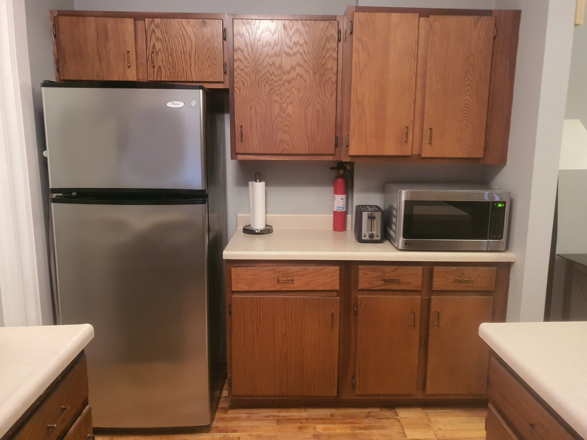 Building Photo - 812 Capitol Hts