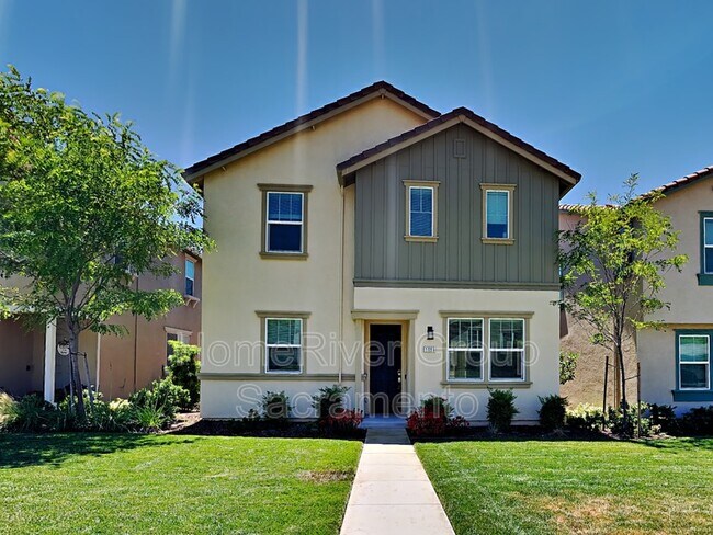 Primary Photo - 1169 Knox Way