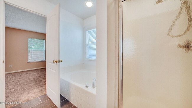 Building Photo - 346 Van Gogh Cir