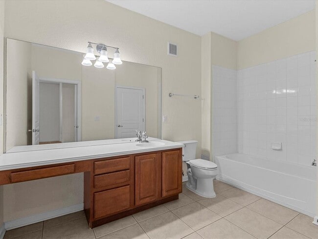 Building Photo - 8296 Portofino Dr
