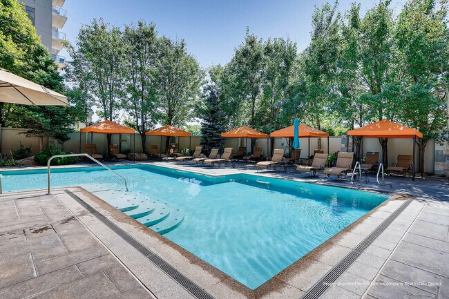 Building Photo - 5455 Landmark Pl